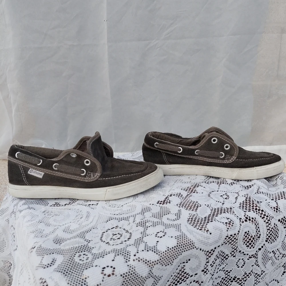 Juniors size 1 All Star Converse Gray Loafer Slip-On Moccasin Boat Shoes